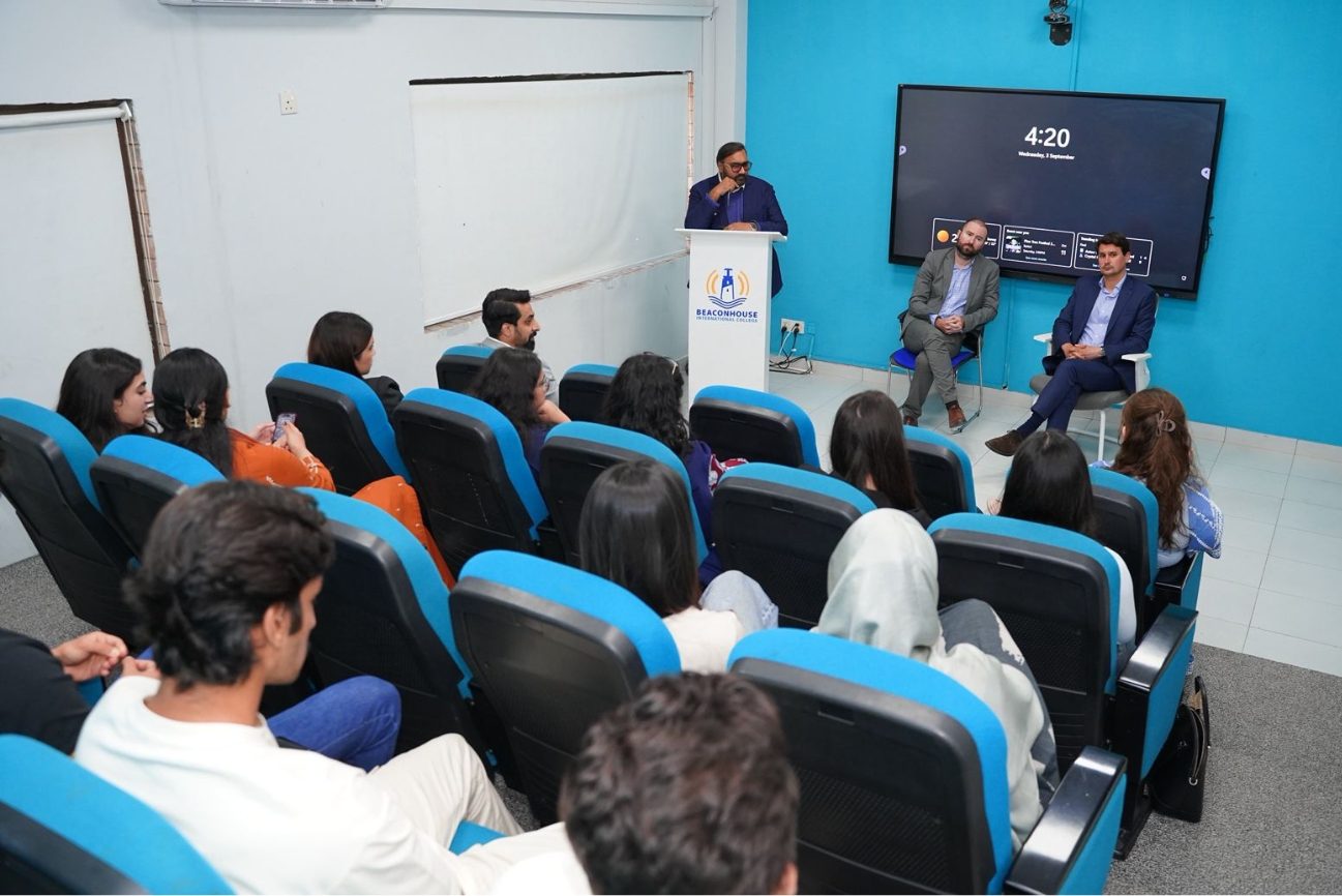 The University of London delegation visited Beaconhouse International College, Islamabad Campus